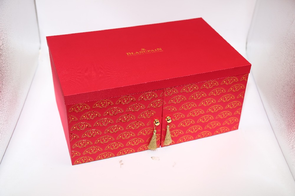 广州包装盒玩球网页版-玩球（中国）厂- 专业玩球网页版-玩球（中国） 以客户为中心 文案5： 我们广州包装盒玩球网页版-玩球（中国）厂引以为傲的是提供以客户为中心的专业玩球网页版-玩球（中国）服务。我们的目标是要改善客户的商业价值和品牌影响力。联系我们了解更多详情。